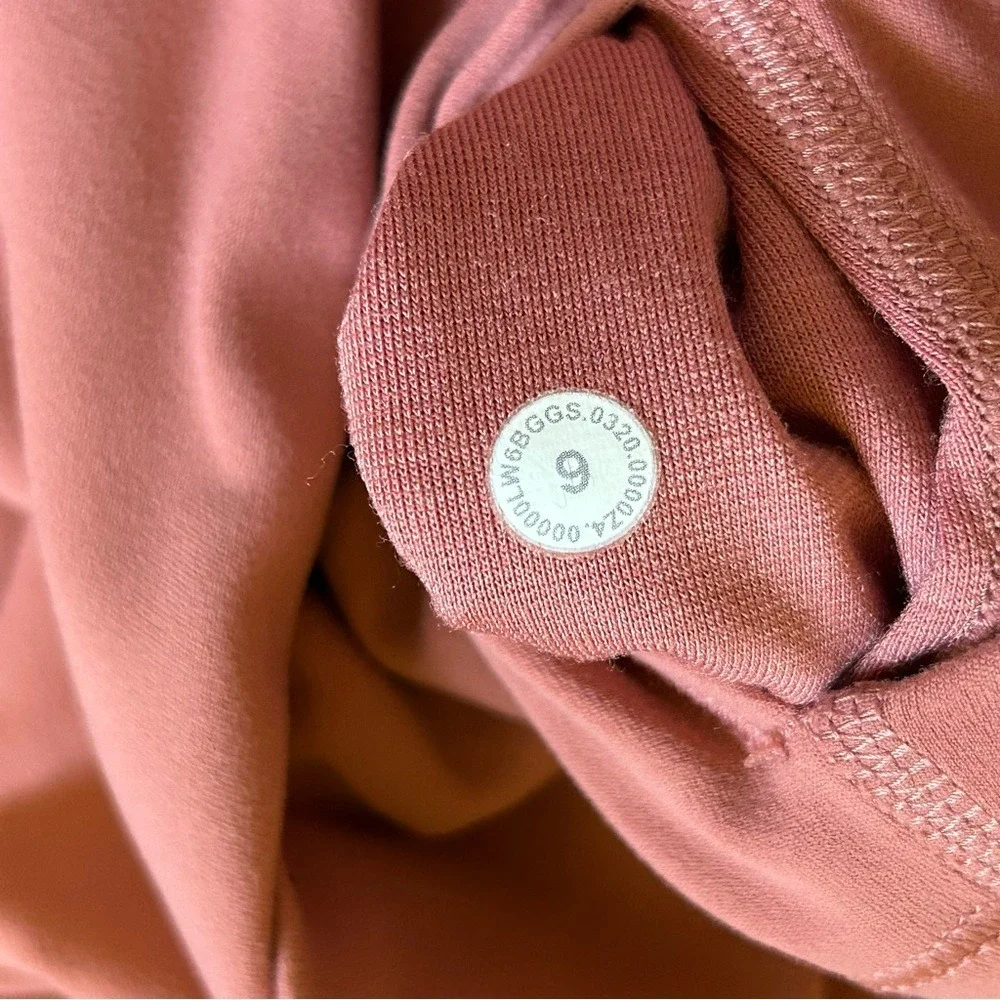 Lululemon Align Crop 21